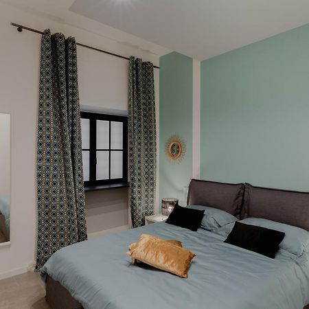 50 Steps To Navona Apartment Рим Екстериор снимка