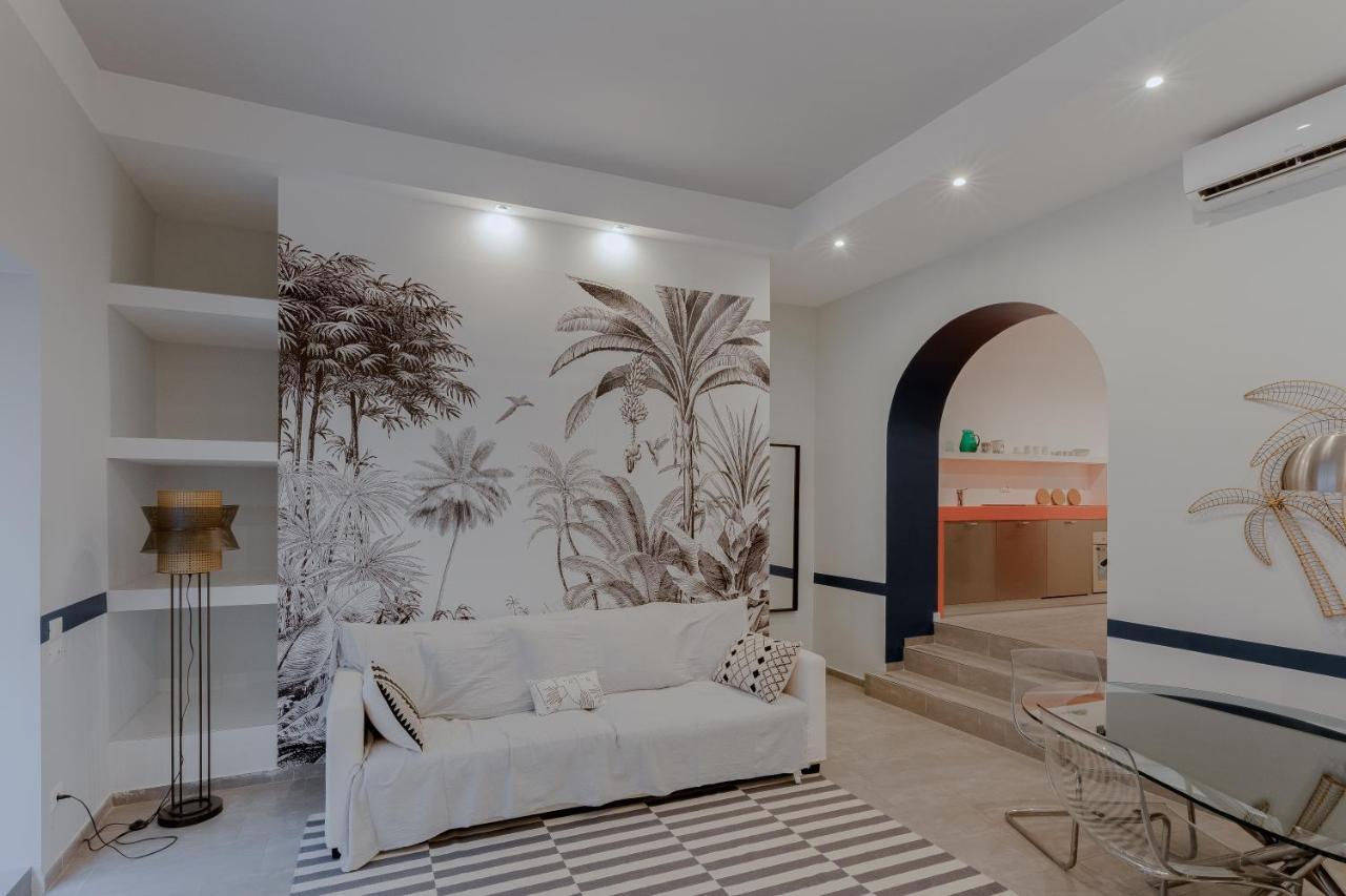 50 Steps To Navona Apartment Рим Екстериор снимка