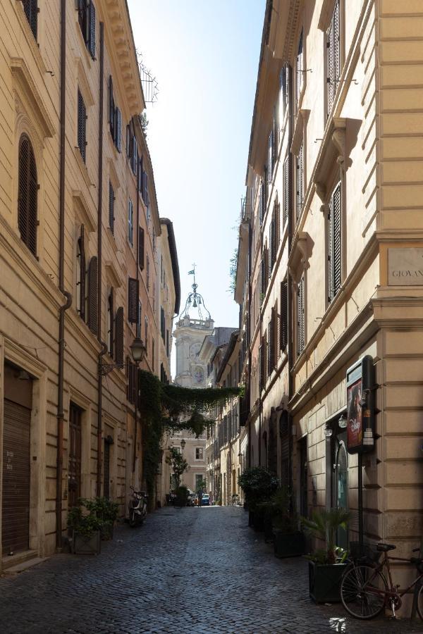 50 Steps To Navona Apartment Рим Екстериор снимка