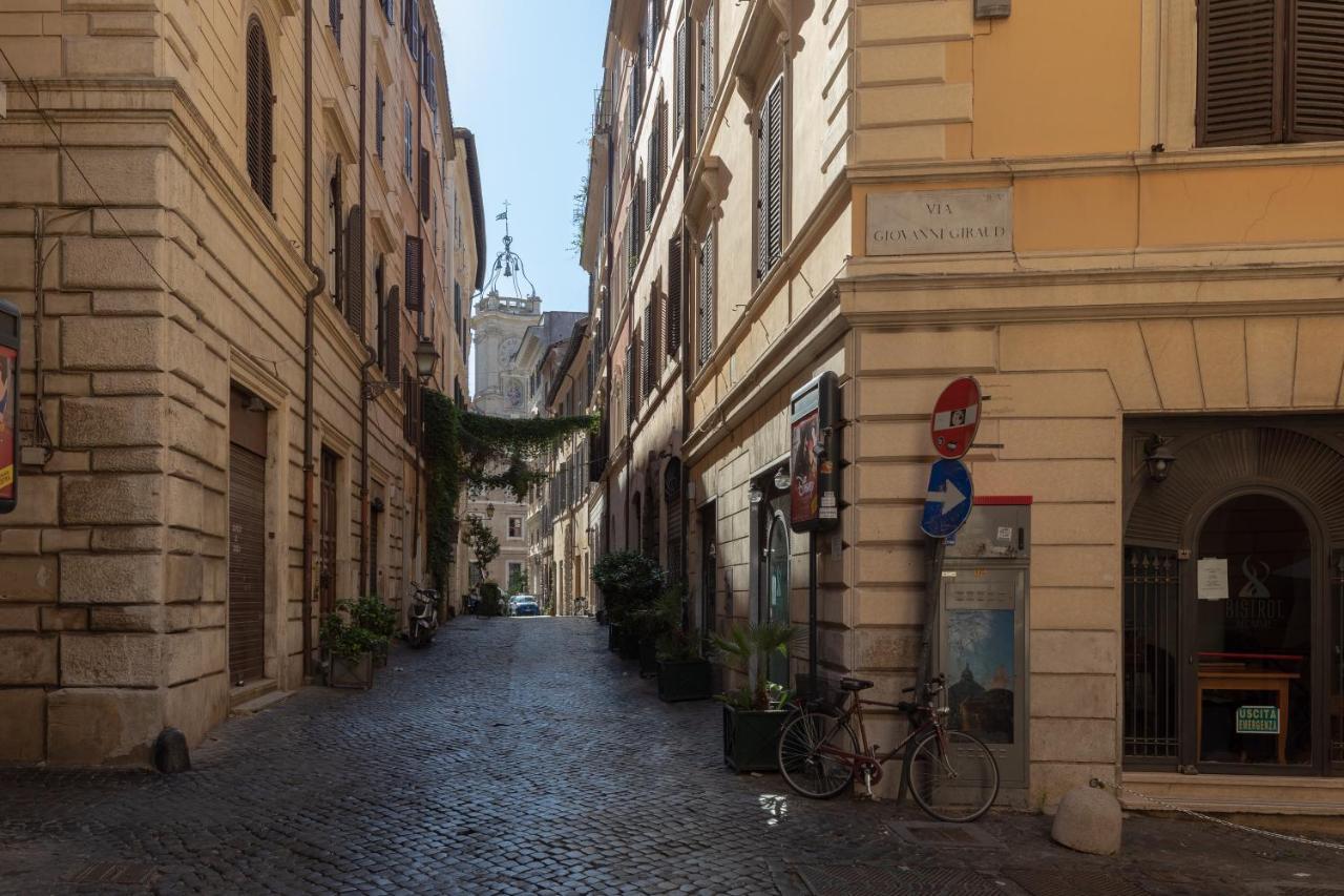 50 Steps To Navona Apartment Рим Екстериор снимка